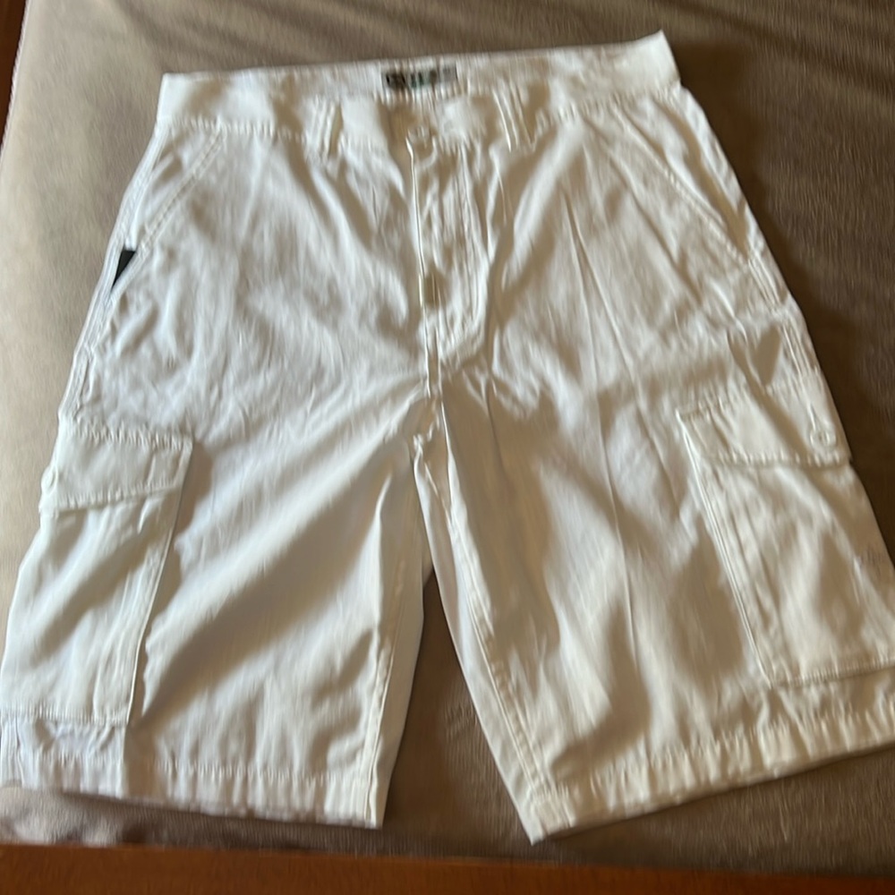 Mens shorts NWT